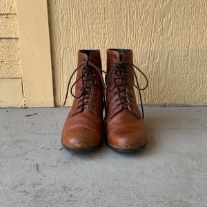 Vintage Leather Ariat Boots